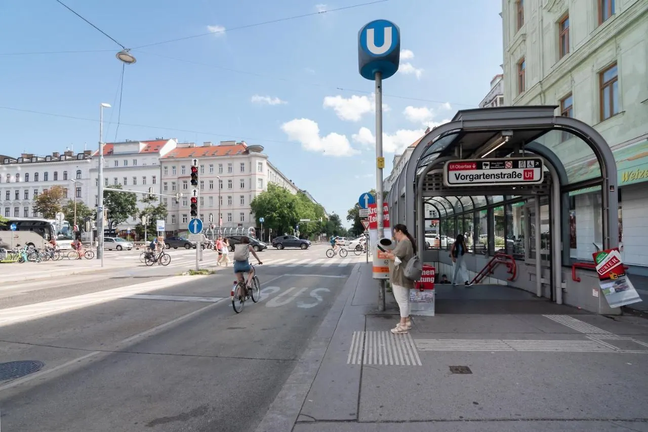 Vorgarten Apartments - Central, New And Stylish For Your Comfortable Stay In Viena Austria